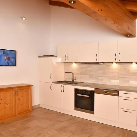 Neben Der Gondelbahn - Haus Sued