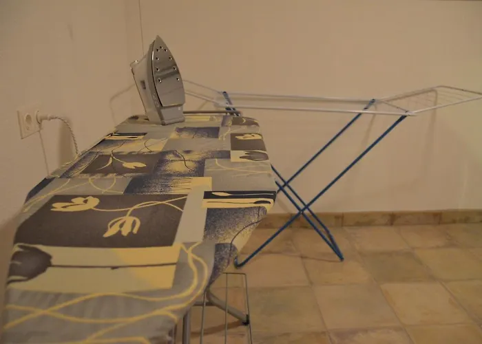 Neben Der Gondelbahn - Haus Sued