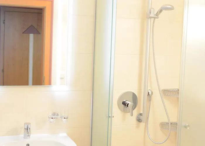 Neben Der Gondelbahn - Haus Sued * Brixen im Thale